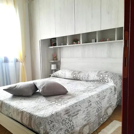 53-11 Cin R3659 Apartament